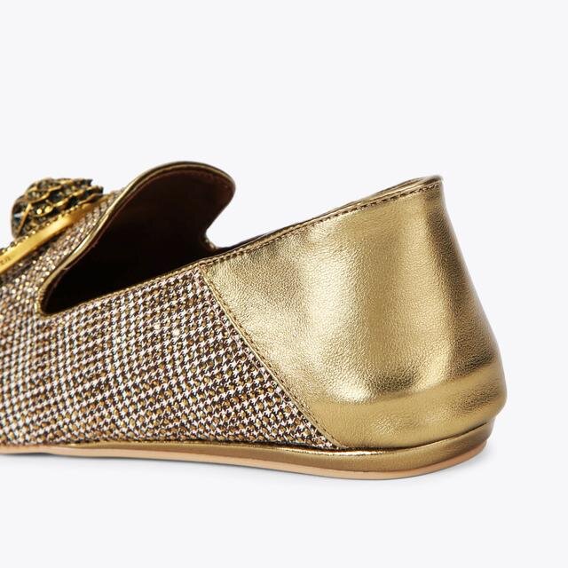 Chelsea Point Slip on Chelsea Point Slip on