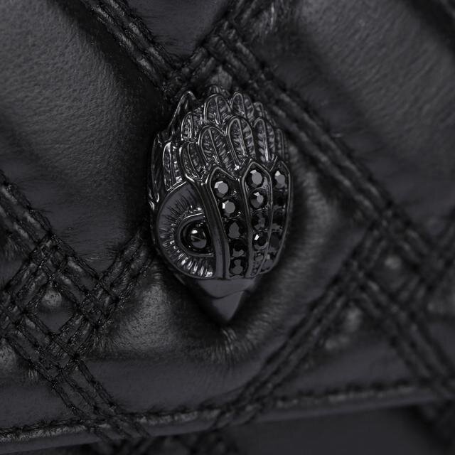Kensington Drench portemonnee met ketting Kensington Drench portemonnee met ketting